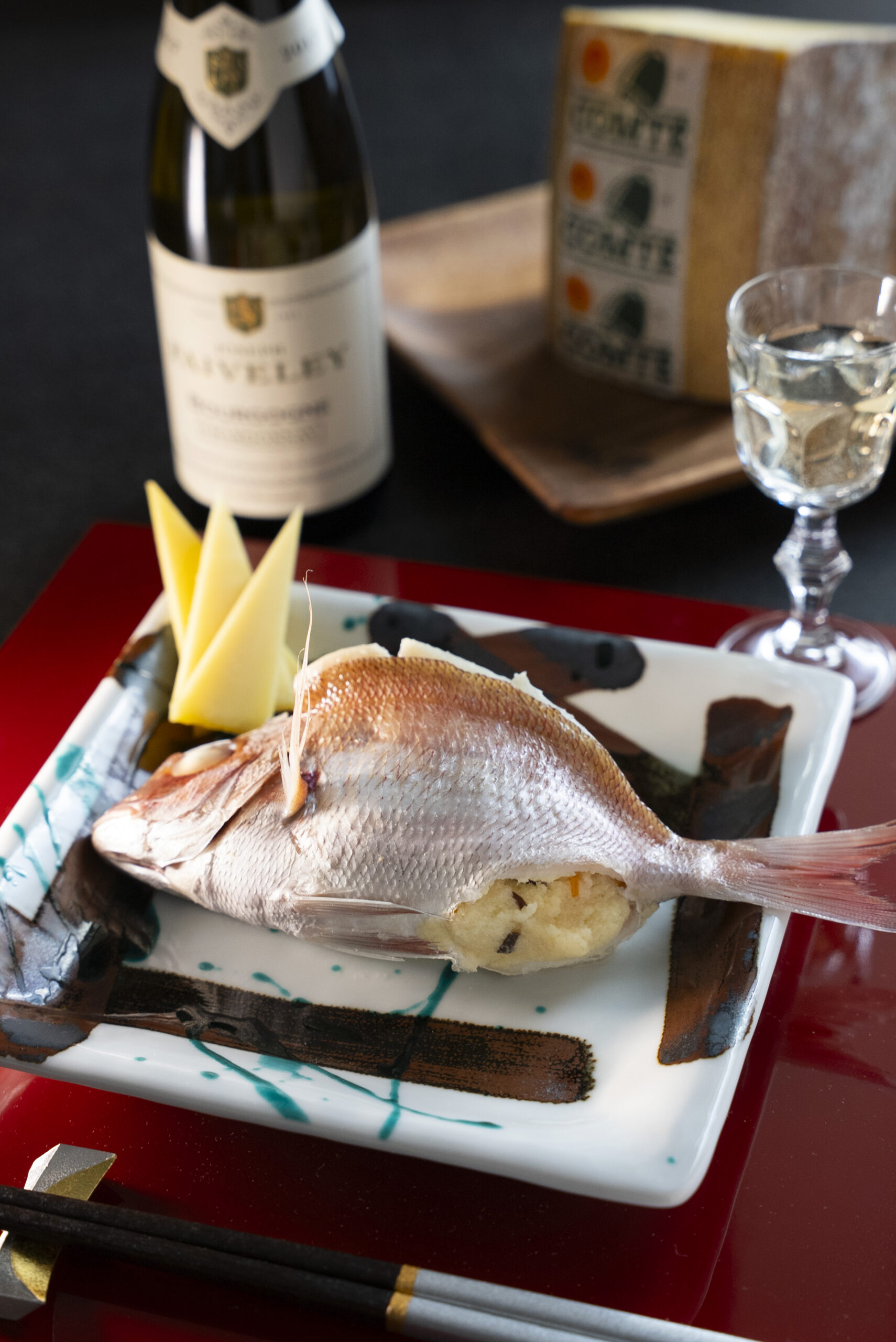 【焼物】鯛の唐蒸し チーズ風味のおから詰め
